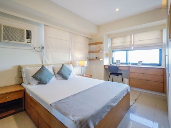 Furnished 2BR Corner unit with Parking