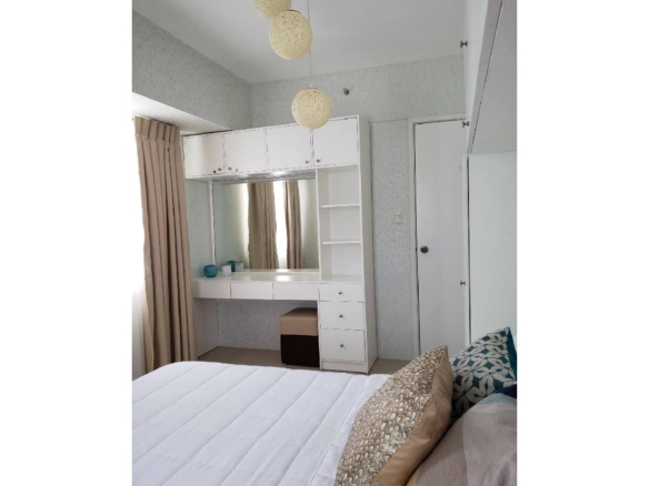 Nicely furnished 1BR in Cebu I.T Park