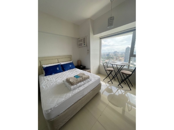 Furnished Studio Unit in Cebu I.T Park