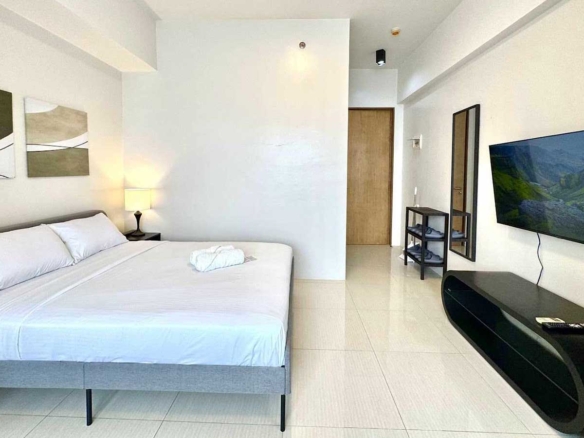 Studio Furnished at Calyx Residence