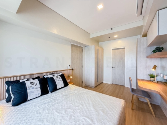 Elegant New 1BR at Mandani Bay