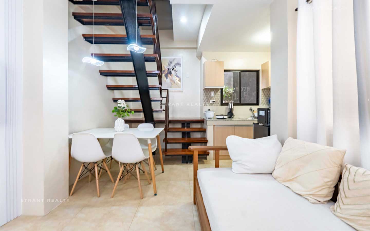 house-for-rent-apas-cebu-16 2 Storey 3BR Townhouse near IT Park