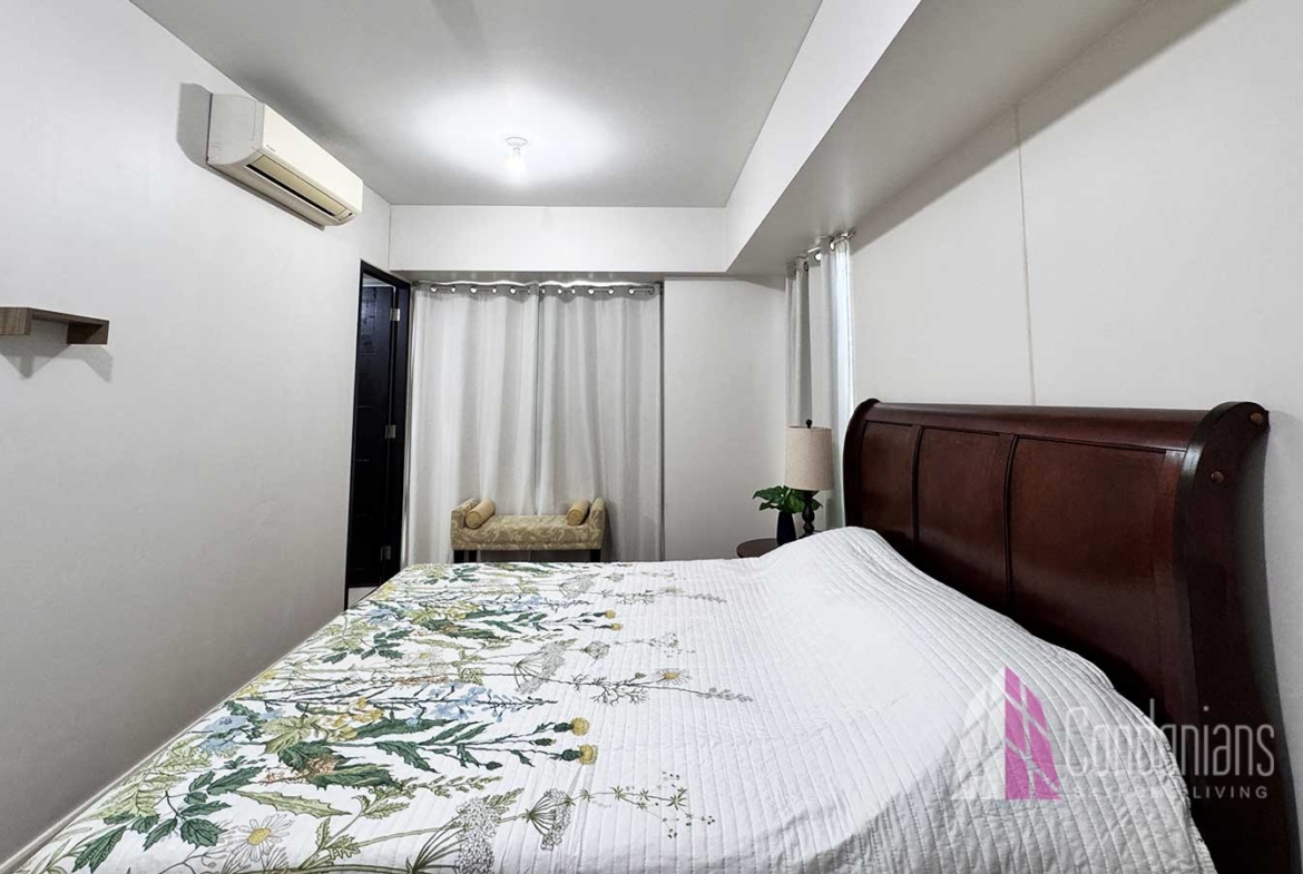 2BR with Balcony at Solinea