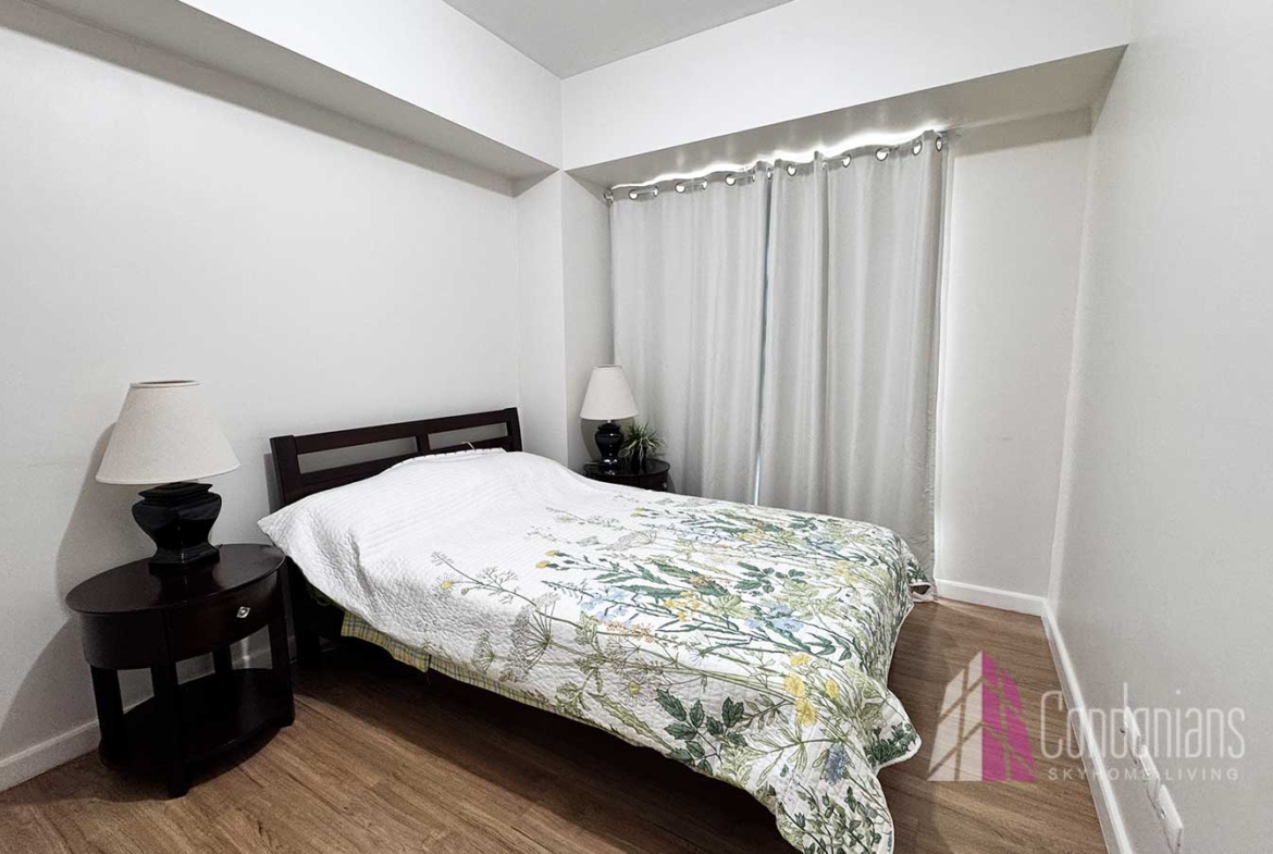 2BR with Balcony at Solinea
