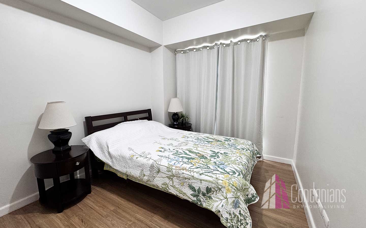 2BR with Balcony at Solinea