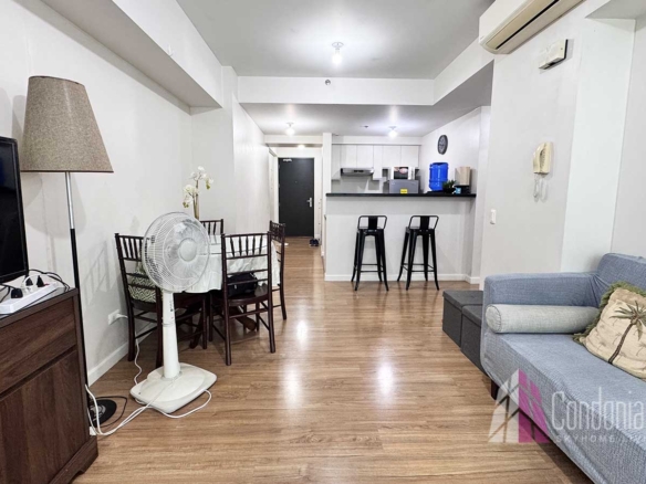 2BR with Balcony at Solinea