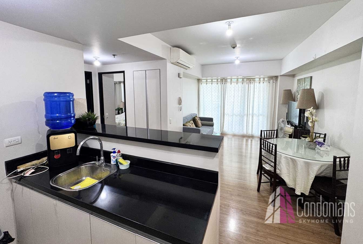 2BR with Balcony at Solinea