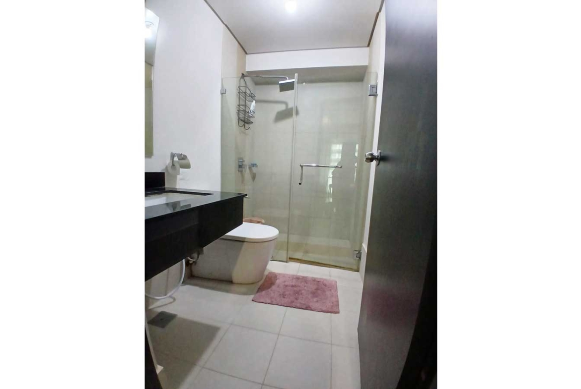 1BR at the Heart of the City